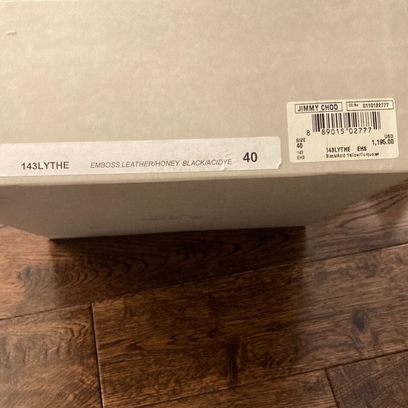 JIMMY CHOO
Lythe Leather Heels - Picture 16 of 17